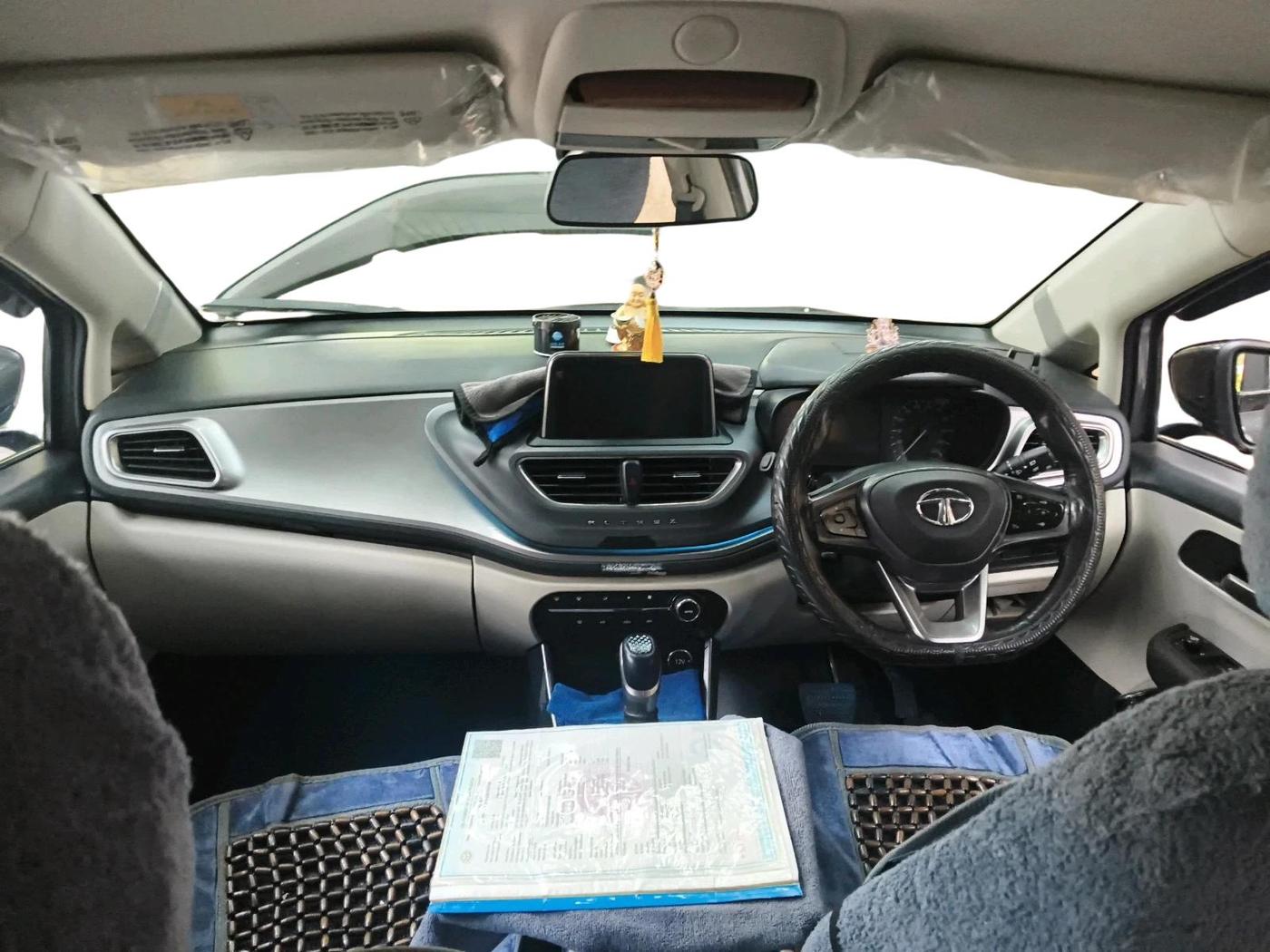2022 Tata ALTROZ XZA PLUS, Petrol, Automatic, 22,606 km, interior