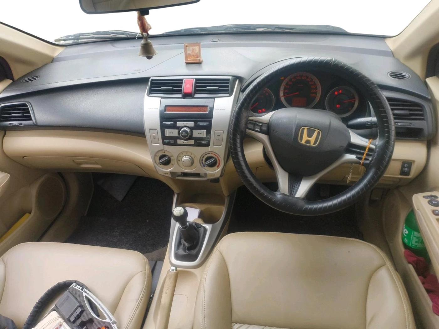 2011 Honda City 1.5L I-VTEC S MT, Petrol, Manual, 1,15,400 km, interior