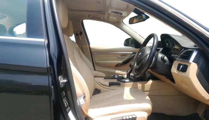 2017 BMW 3 Series 320d Luxury Line, Diesel, Automatic, 30,230 km, interior