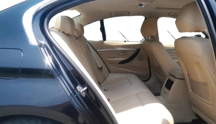 2017 BMW 3 Series 320d Luxury Line, Diesel, Automatic, 30,230 km, interior