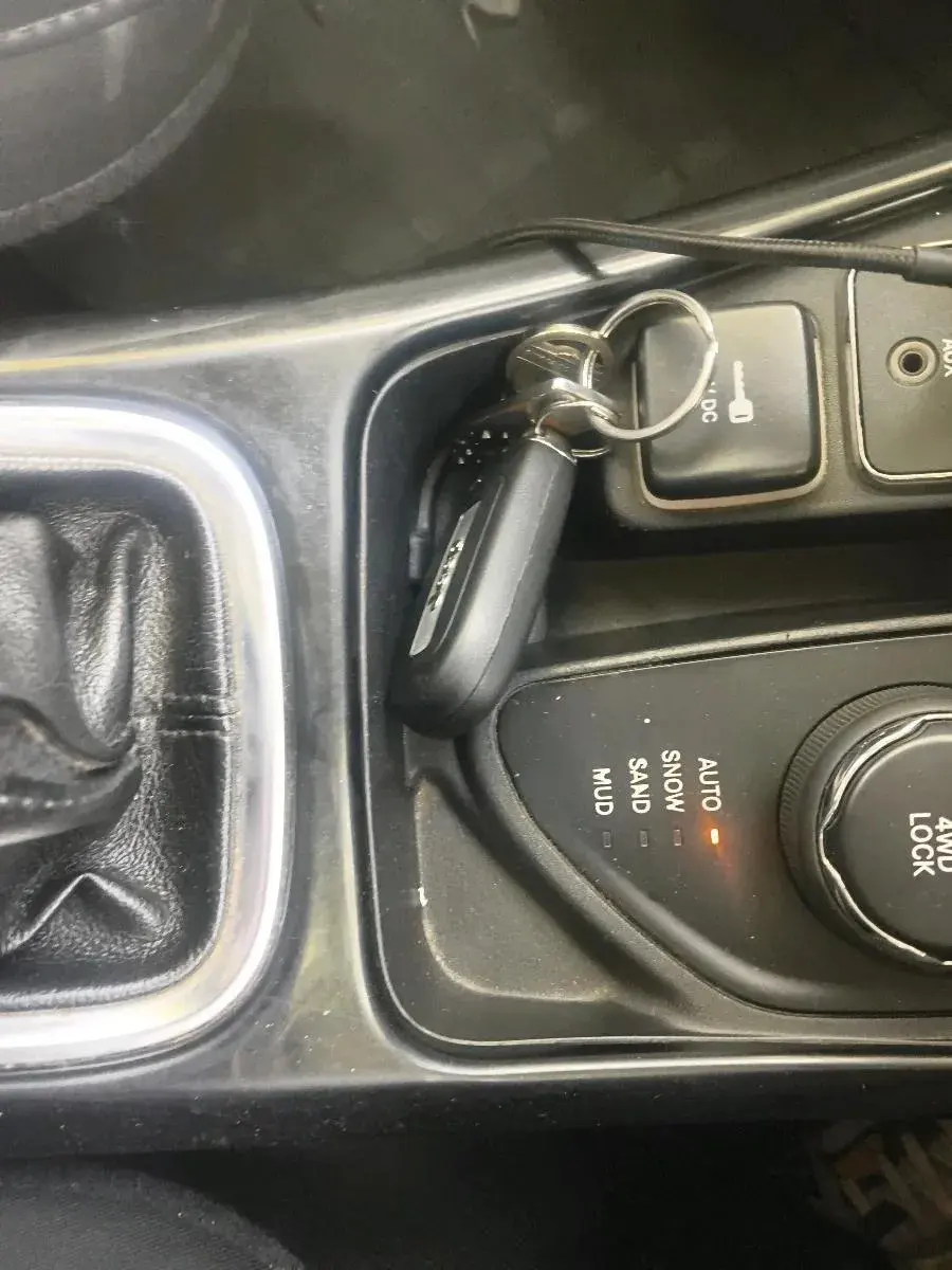 2018 Jeep Compass LIMITED (O) 2.0 DIESEL 4X4, Diesel, Manual, 2,19,214 km, interior