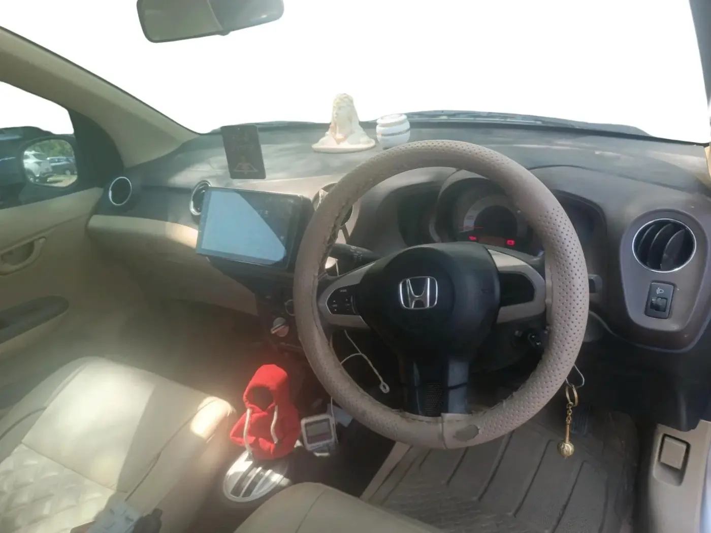 2013 Honda Brio S(O) AT, Petrol, Automatic, 74,858 km, interior