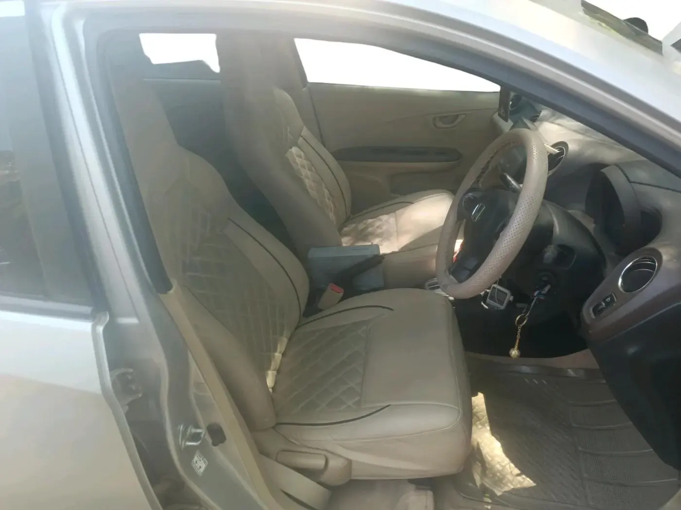 2013 Honda Brio S(O) AT, Petrol, Automatic, 74,858 km, interior