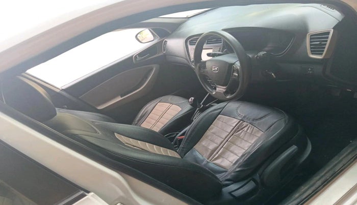 2017 Hyundai Elite i20 ASTA 1.4 CRDI, Diesel, Manual, 1,21,772 km, interior