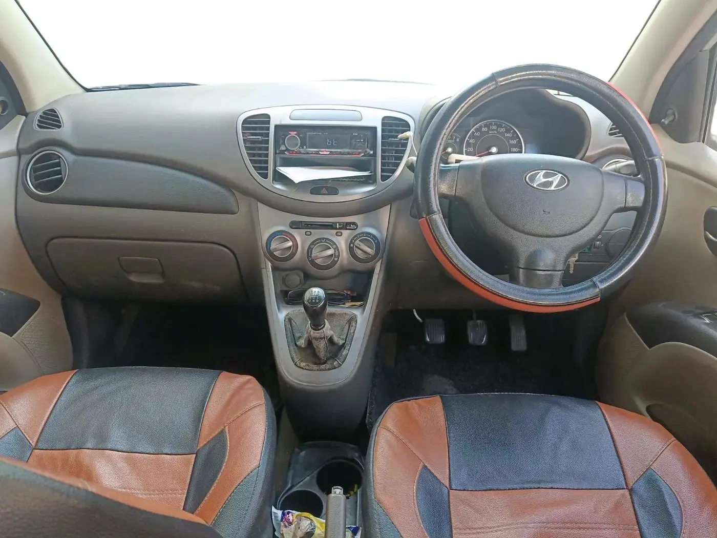 2012 Hyundai i10 ERA 1.1, CNG, Manual, 92,145 km, interior