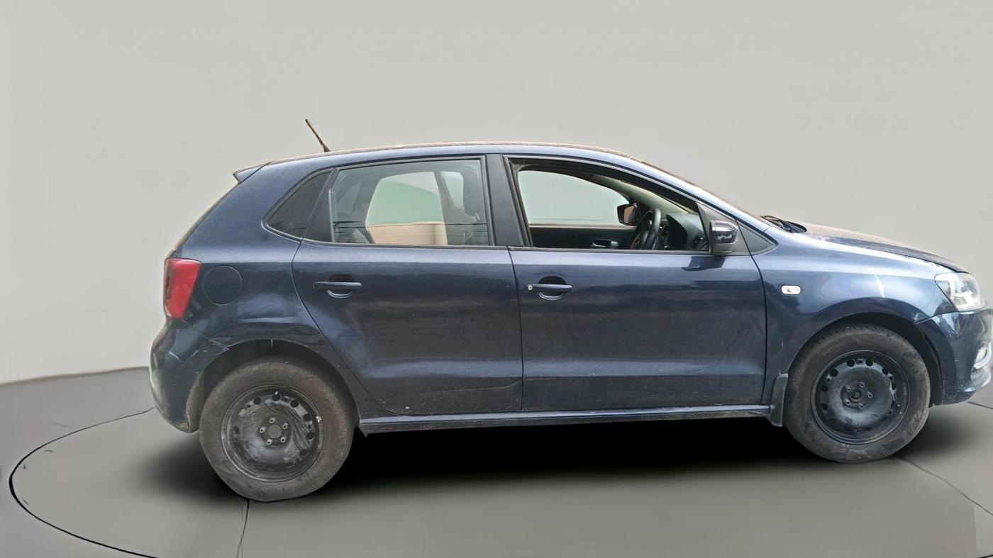 2015 Volkswagen Polo COMFORTLINE 1.2L, Petrol, Manual, 1,54,696 km, exterior