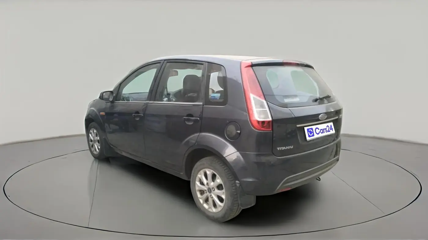 2013 Ford Figo ZXI 1.2 PETROL, Petrol, Manual, 75,797 km, exterior