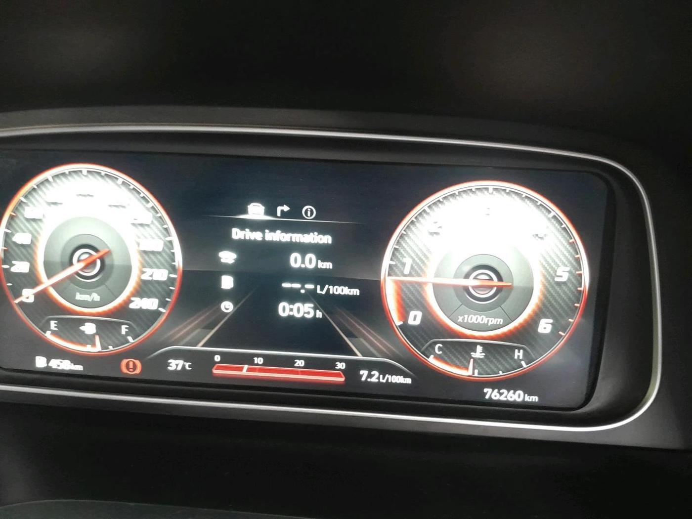 2022 Hyundai ALCAZAR PLATINUM 1.5 MT 7STR, Diesel, Manual, 76,260 km, interior