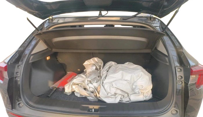 2025 Honda ELEVATE ZX CVT Black Edition, Petrol, Automatic, 1,815 km, exterior