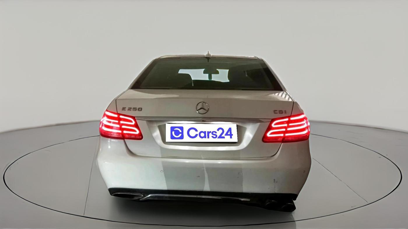 2014 Mercedes Benz E Class E 250 CDI AVANTGARDE, Diesel, Automatic, 1,15,418 km, exterior