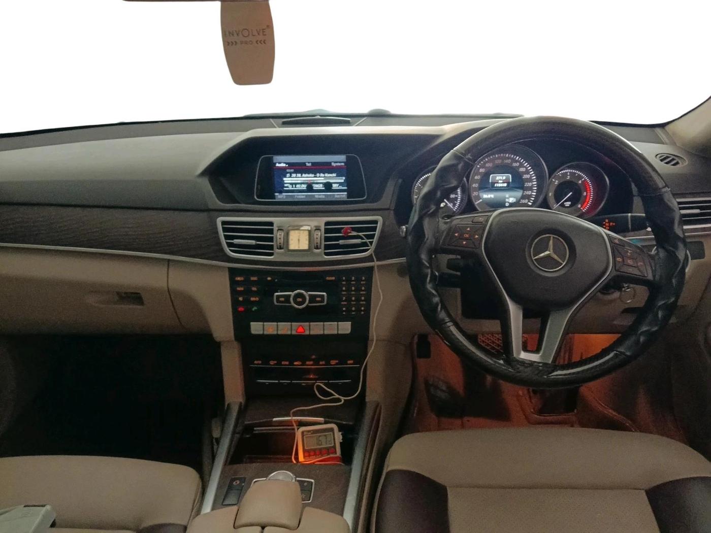 2014 Mercedes Benz E Class E 250 CDI AVANTGARDE, Diesel, Automatic, 1,15,418 km, interior