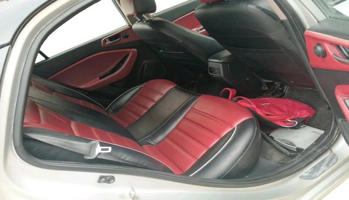 2015 Hyundai Elite i20 SPORTZ 1.4 CRDI, Diesel, Manual, 87,040 km, interior