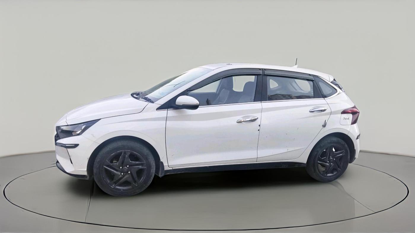2022 Hyundai NEW I20 SPORTZ 1.2 MT, Petrol, Manual, 52,834 km, exterior