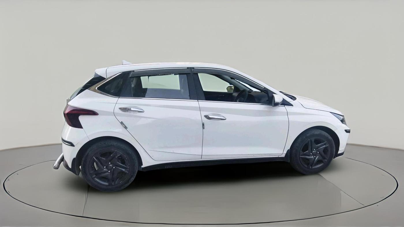 2022 Hyundai NEW I20 SPORTZ 1.2 MT, Petrol, Manual, 52,834 km, exterior