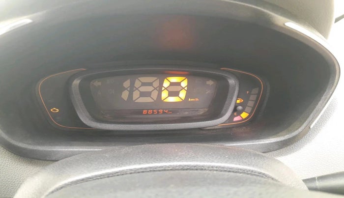 2018 Renault Kwid RXT 1.0 (O), Petrol, Manual, 88,594 km, interior