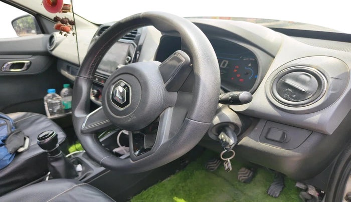 2020 Renault Kwid RXT 0.8, Petrol, Manual, 61,665 km, interior