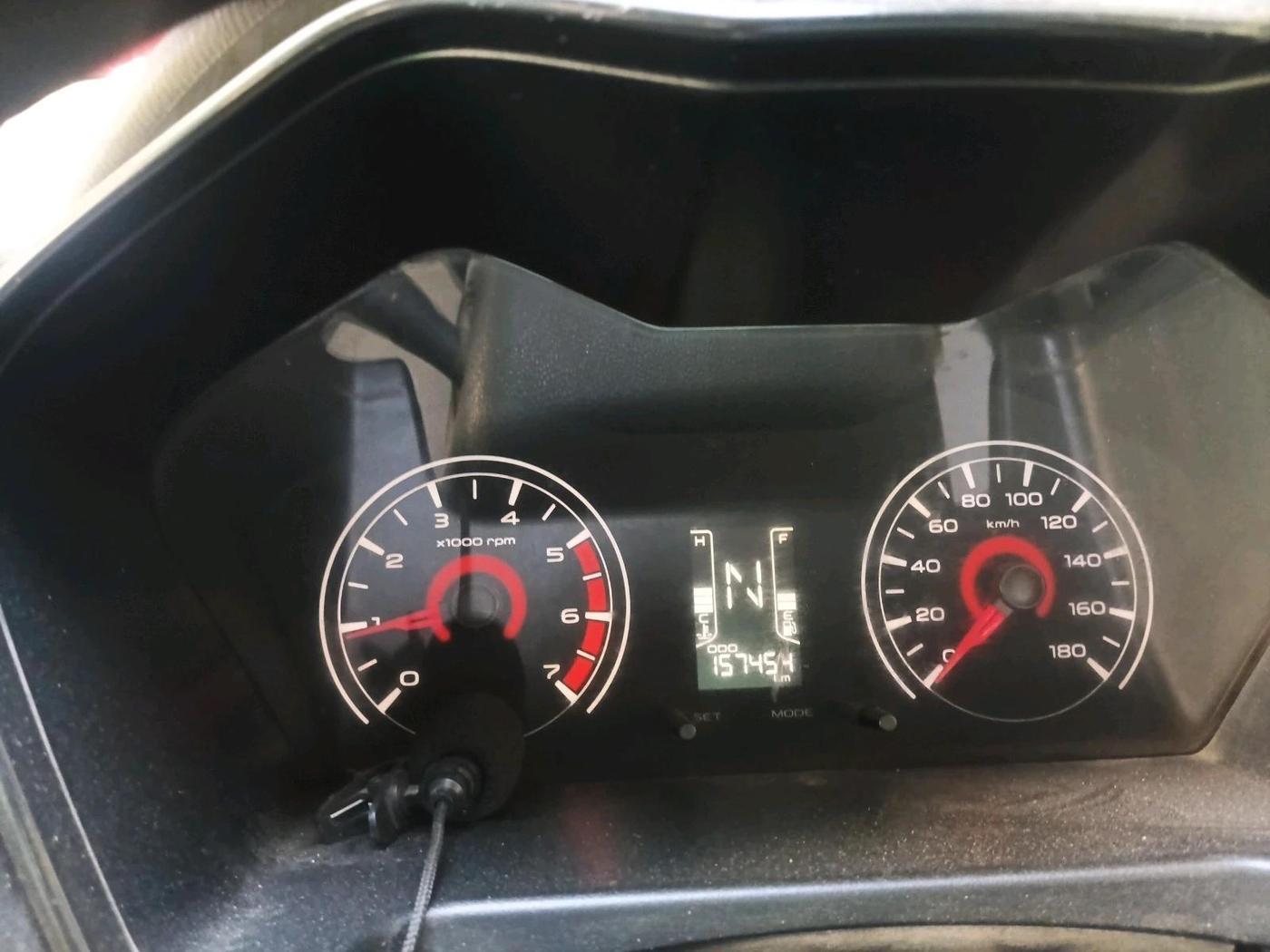2016 Mahindra Kuv100 K4 D 5 STR, Diesel, Manual, 1,57,454 km, interior