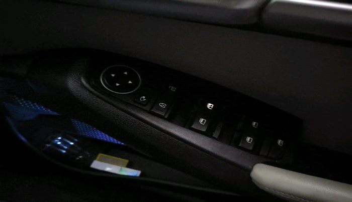 2021 KIA SELTOS HTX 1.5 PETROL, Petrol, Manual, 94,495 km, interior