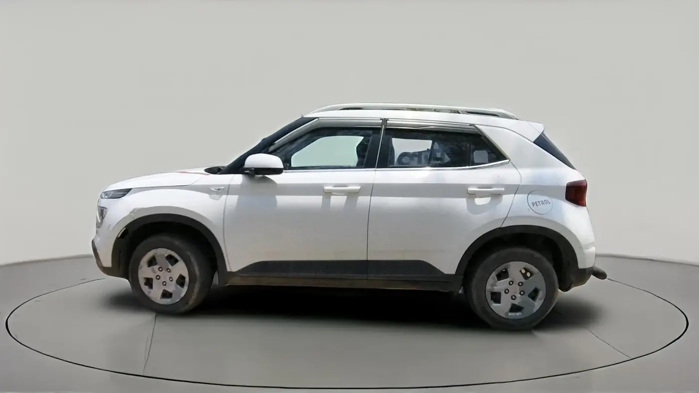 2021 Hyundai VENUE S 1.2, Petrol, Manual, 56,224 km, exterior