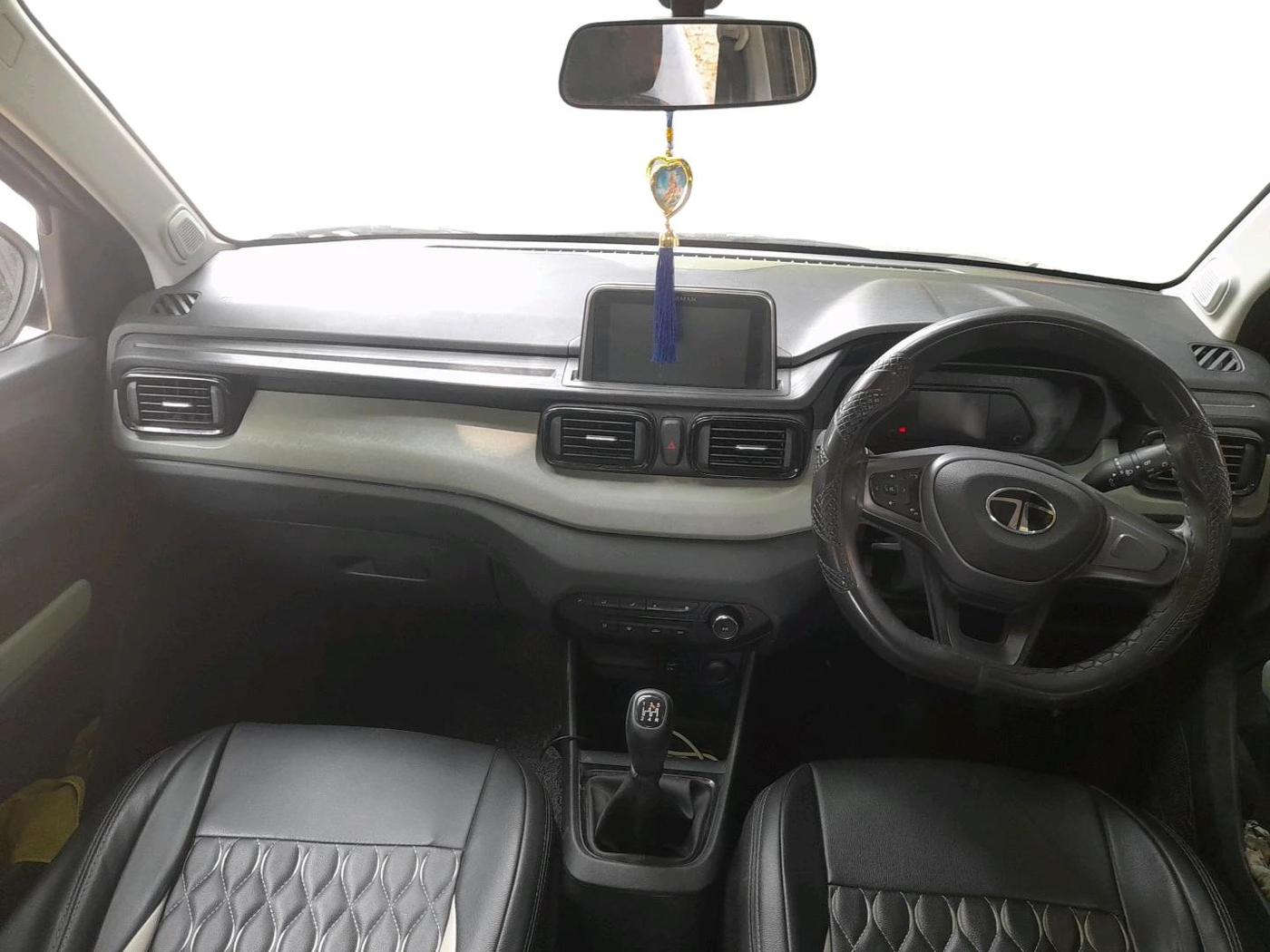 2024 Tata PUNCH ADVENTURE RHYTHM CNG, CNG, Manual, 34,938 km, interior