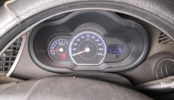2014 Hyundai i10 MAGNA 1.1, Petrol, Manual, 33,102 km, interior