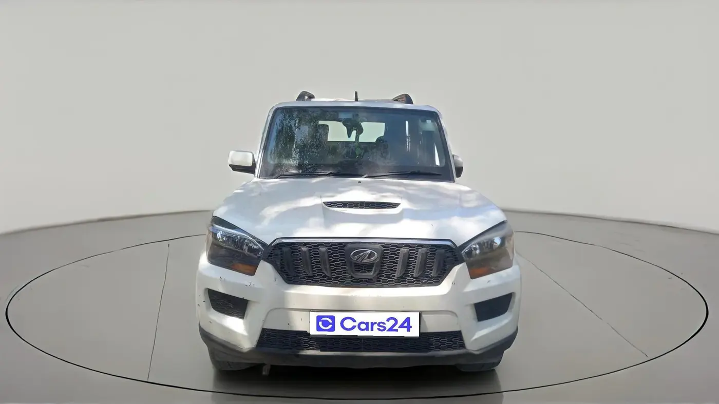 2016 Mahindra Scorpio S6 PLUS INTELLI-HYBRID, Diesel, Manual, 1,04,428 km, exterior