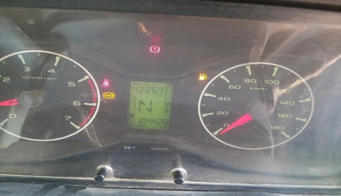 2016 Mahindra Scorpio S6 PLUS INTELLI-HYBRID, Diesel, Manual, 1,04,428 km, interior