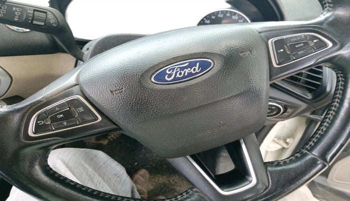 2020 Ford Ecosport TITANIUM 1.5L DIESEL, Diesel, Manual, 1,21,055 km, interior