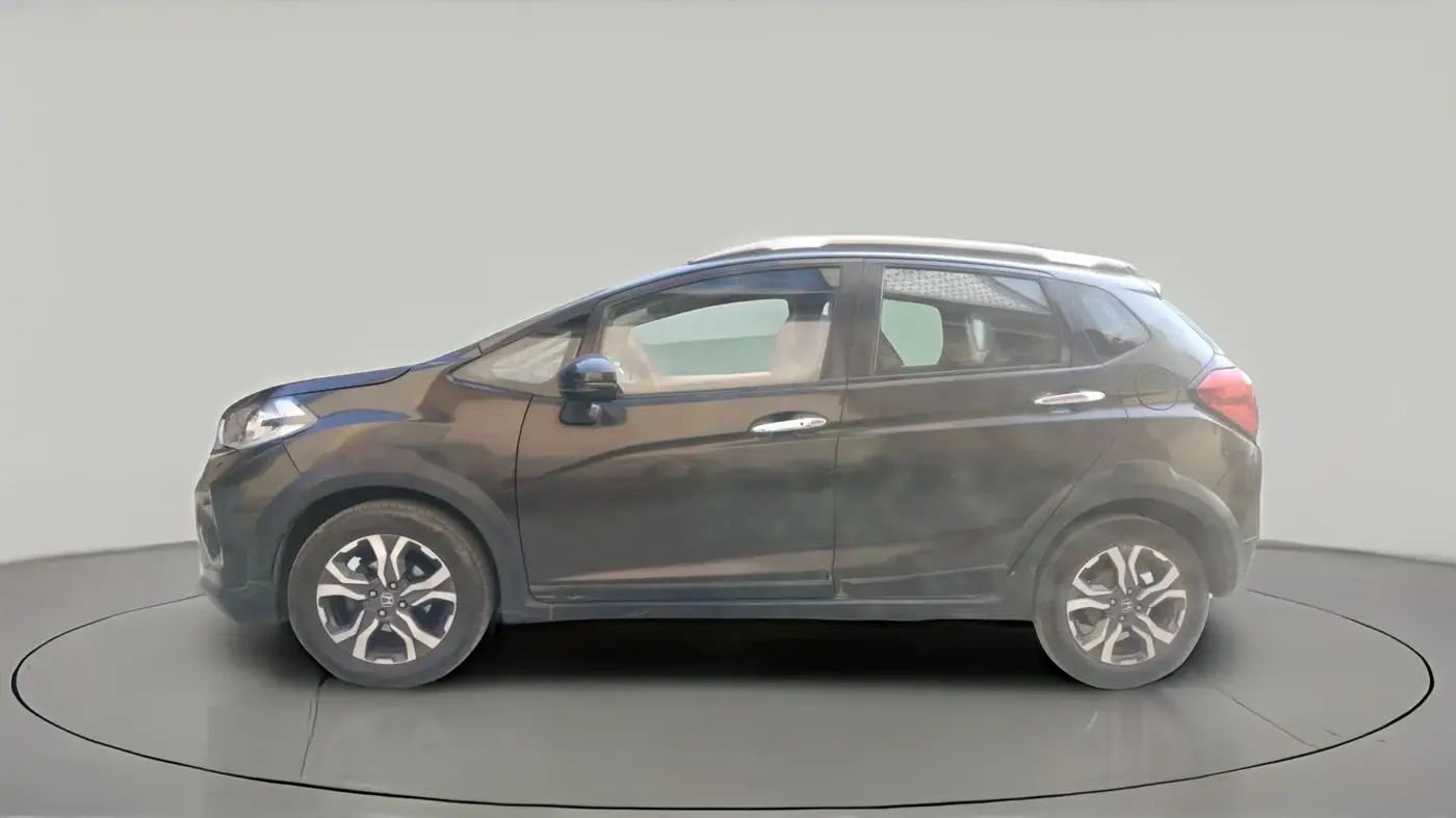 2018 Honda WR-V 1.5L I-DTEC VX MT, Diesel, Manual, 95,001 km, exterior