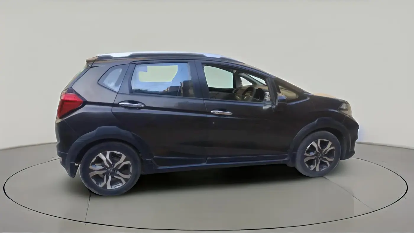 2018 Honda WR-V 1.5L I-DTEC VX MT, Diesel, Manual, 95,001 km, exterior