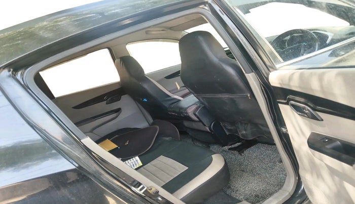 2017 Mahindra Kuv100 K6 D 6 STR, Diesel, Manual, 1,06,353 km, interior