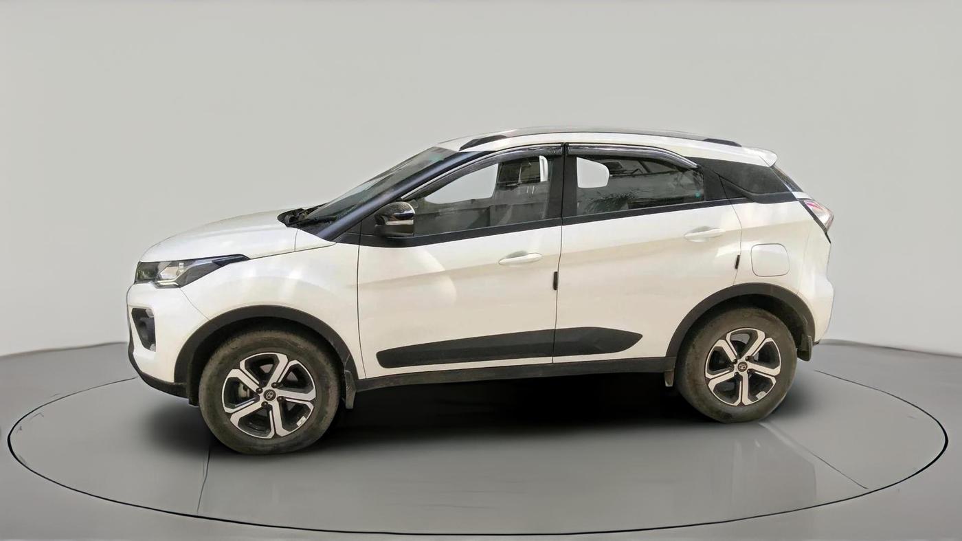 2022 Tata NEXON XZA PLUS PETROL, Petrol, Automatic, 17,983 km, exterior