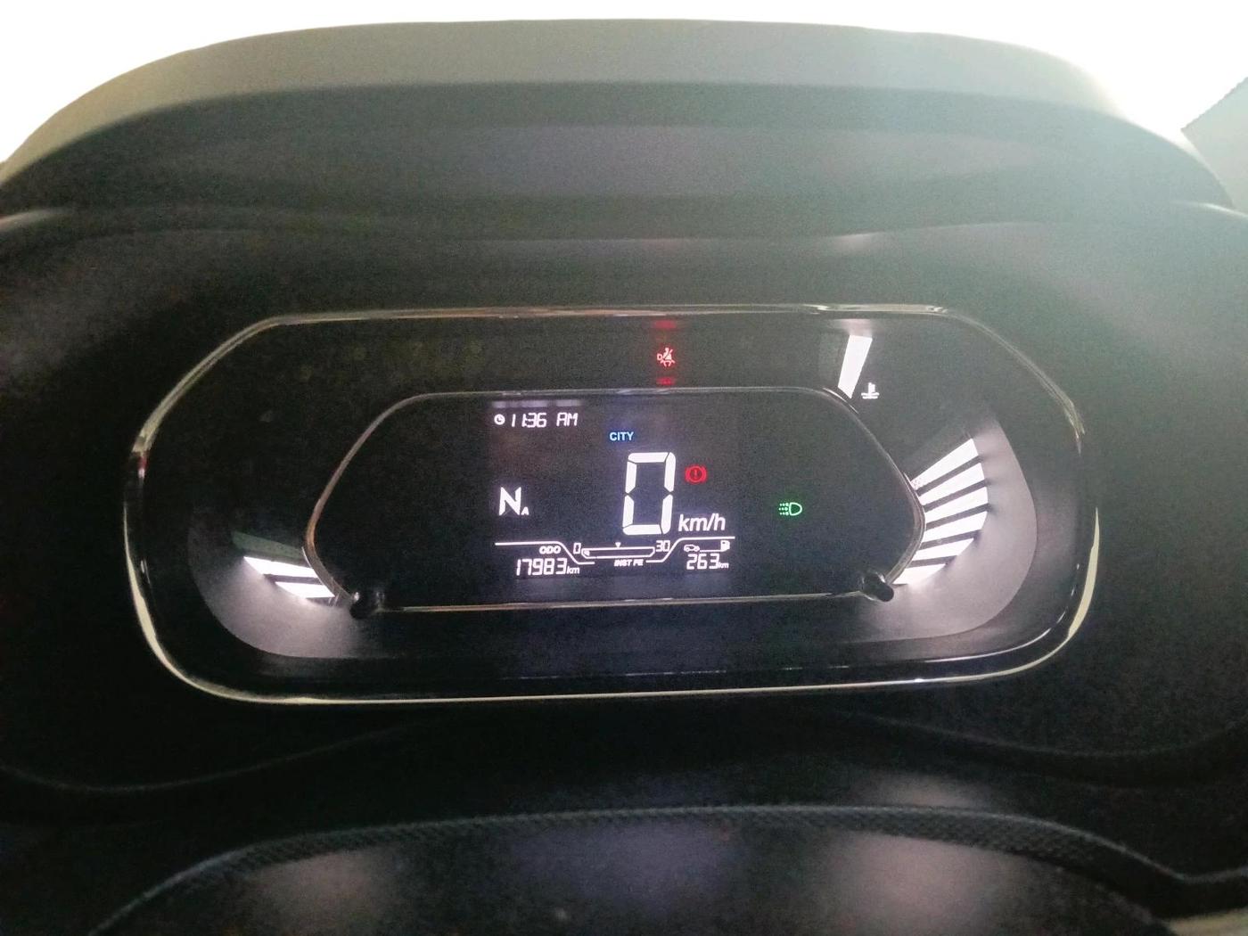 2022 Tata NEXON XZA PLUS PETROL, Petrol, Automatic, 17,983 km, interior