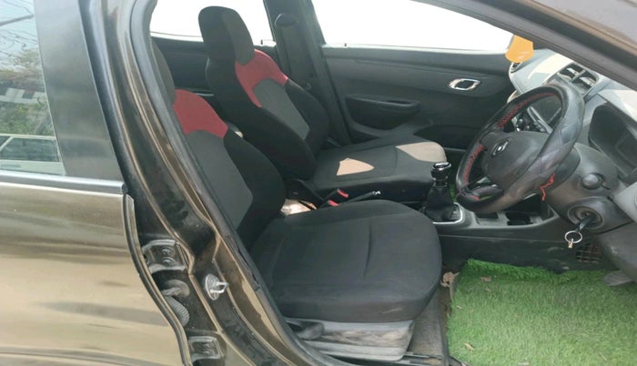 2019 Renault Kwid RXT 0.8 (O), Petrol, Manual, 87,449 km, interior