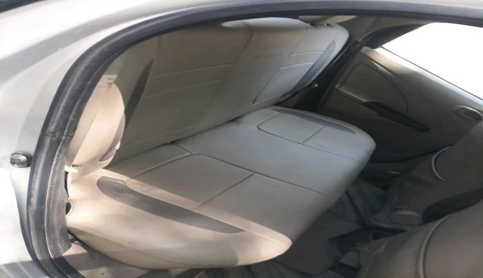 2013 Maruti OMNI E 8 STR, Diesel, Manual, 1,08,330 km, interior