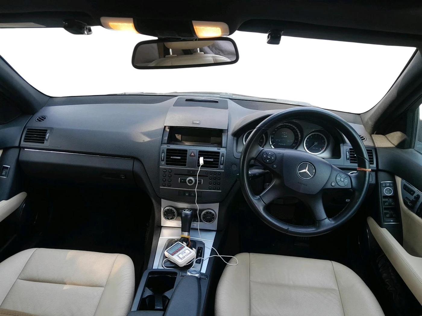 2011 Mercedes Benz C Class 200 CGI AVANTGARDE, Petrol, Automatic, 51,408 km, interior