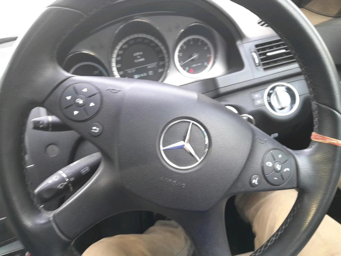 2011 Mercedes Benz C Class 200 CGI AVANTGARDE, Petrol, Automatic, 51,408 km, interior