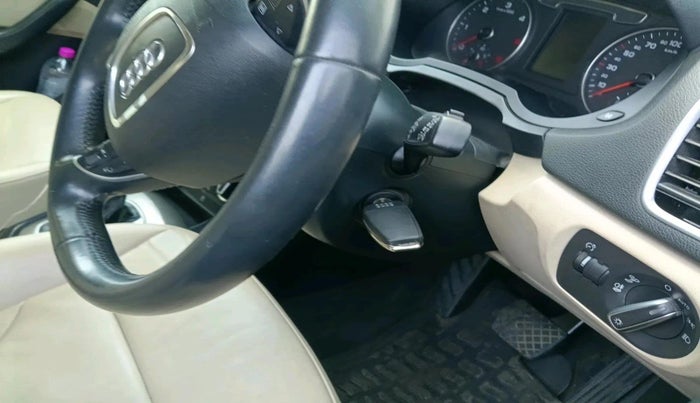 2018 Audi Q3 35 TDI Quattro, Diesel, Automatic, 1,42,249 km, interior