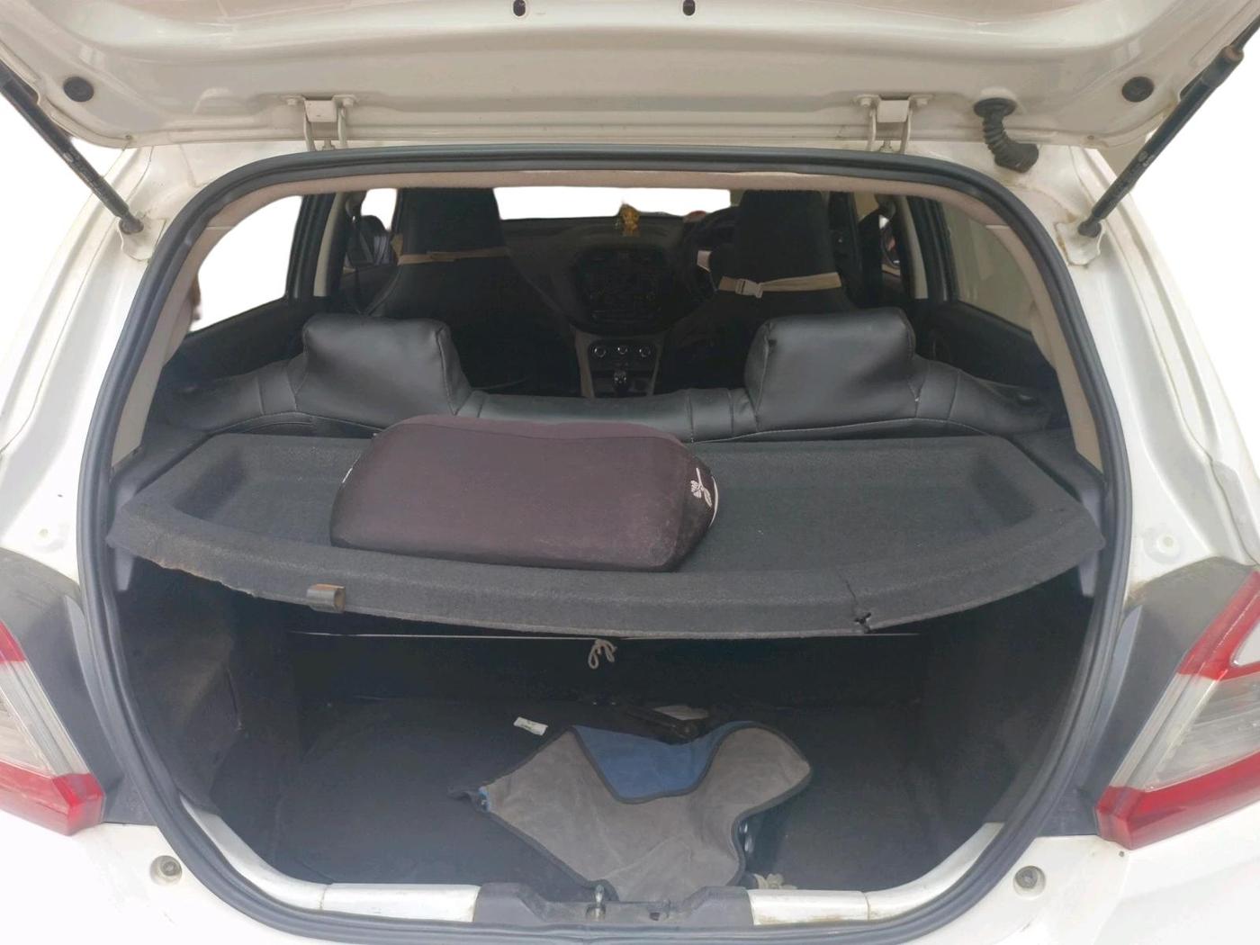 2017 Tata Tiago XT PETROL, Petrol, Manual, 64,647 km, exterior