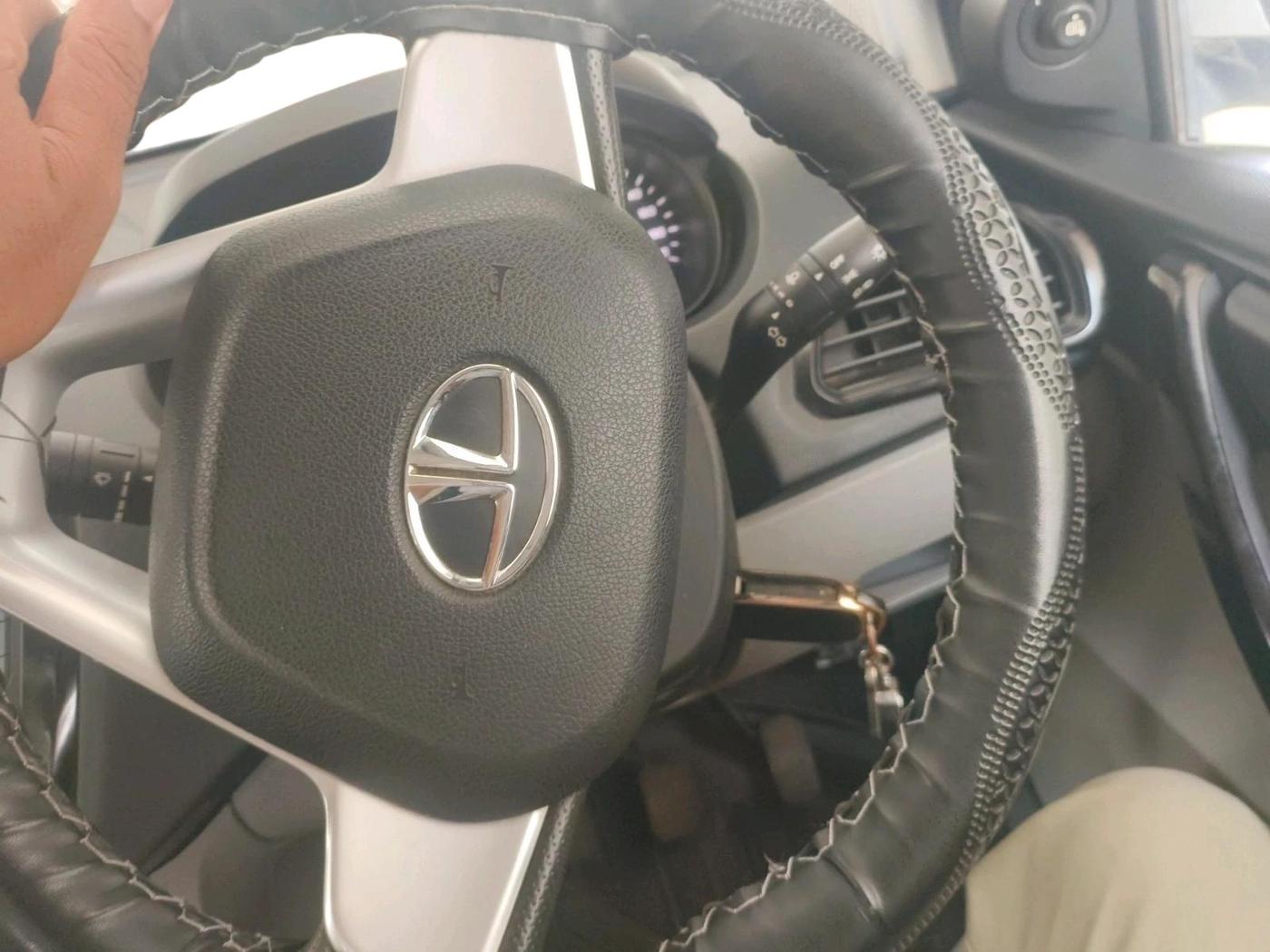 2017 Tata Tiago XT PETROL, Petrol, Manual, 64,647 km, interior