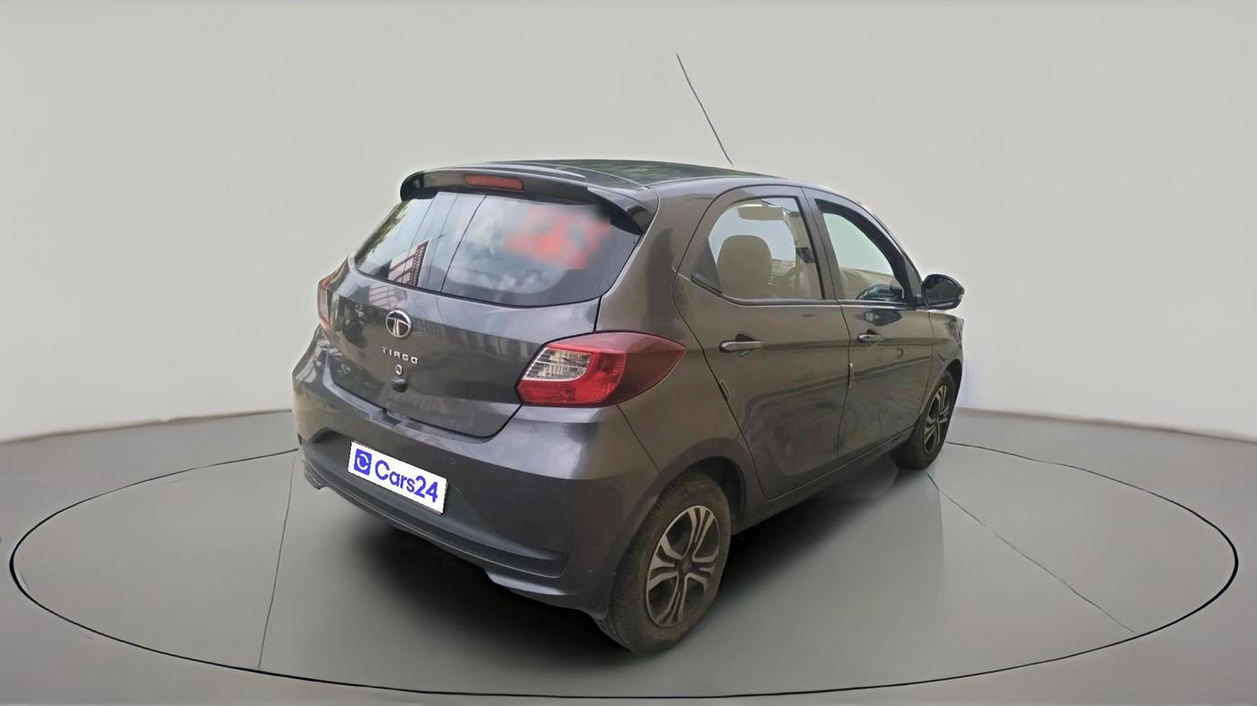 2024 Tata Tiago XT RHYTHM PETROL, Petrol, Manual, 19,879 km, exterior