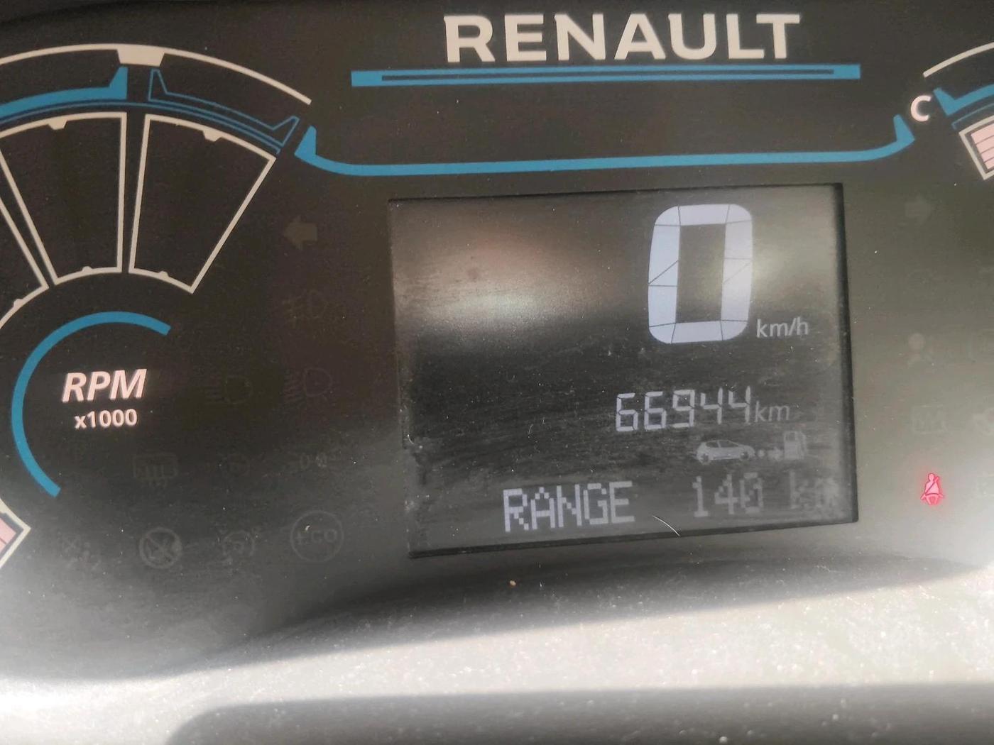 2019 Renault TRIBER RXZ, Petrol, Manual, 66,944 km, interior