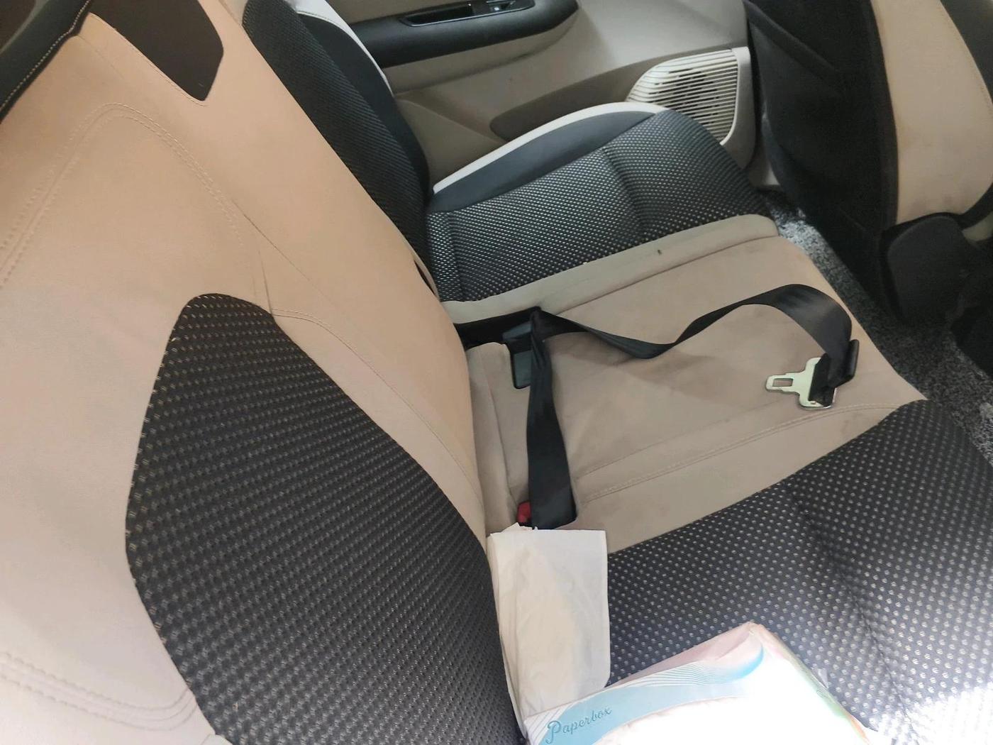 2019 Renault TRIBER RXZ, Petrol, Manual, 66,944 km, interior