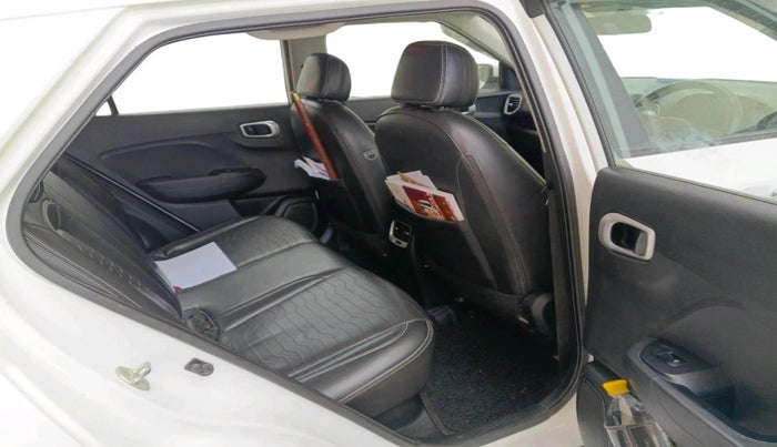 2022 Hyundai VENUE SX 1.5 (O) EXECUTIVE CRDI, Diesel, Manual, 72,324 km, interior