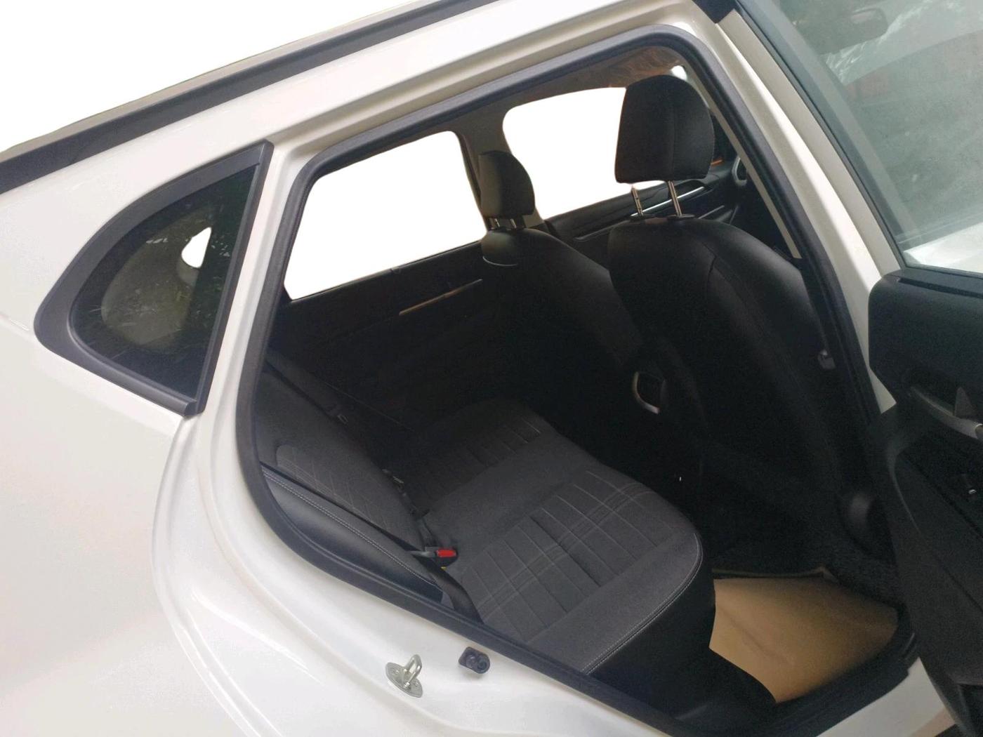 2024 KIA SONET HTK (O) 1.2 Petrol MT, Petrol, Manual, 4,406 km, interior