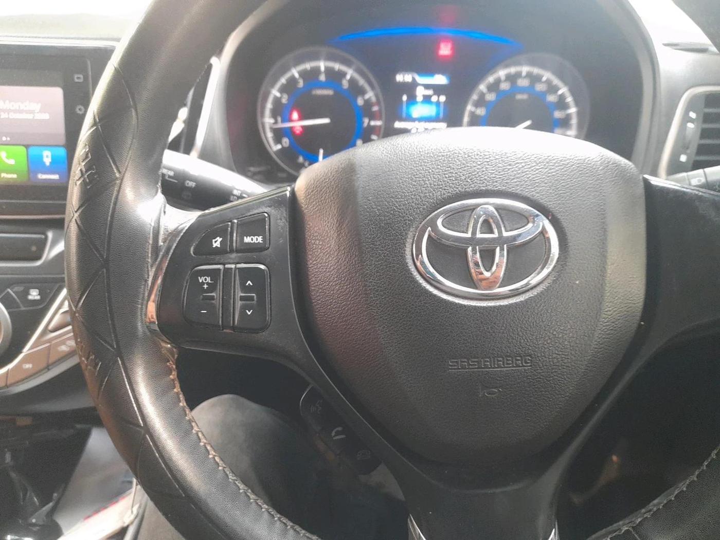 2019 Toyota Glanza G, Petrol, Manual, 1,04,401 km, interior