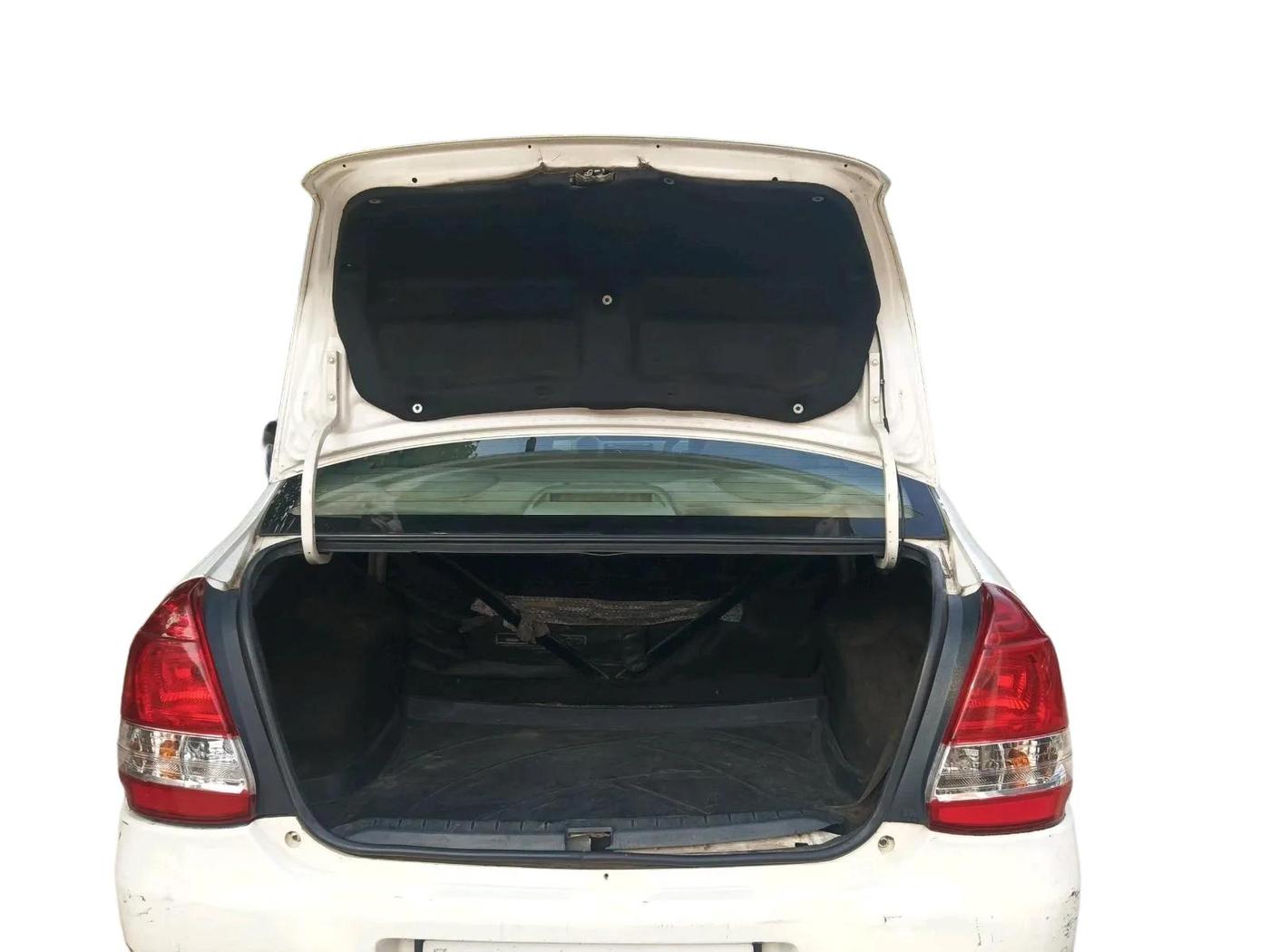 2015 Toyota Etios GD, Diesel, Manual, 78,854 km, exterior