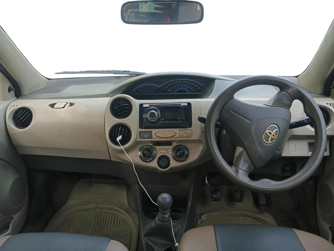 2015 Toyota Etios GD, Diesel, Manual, 78,854 km, interior