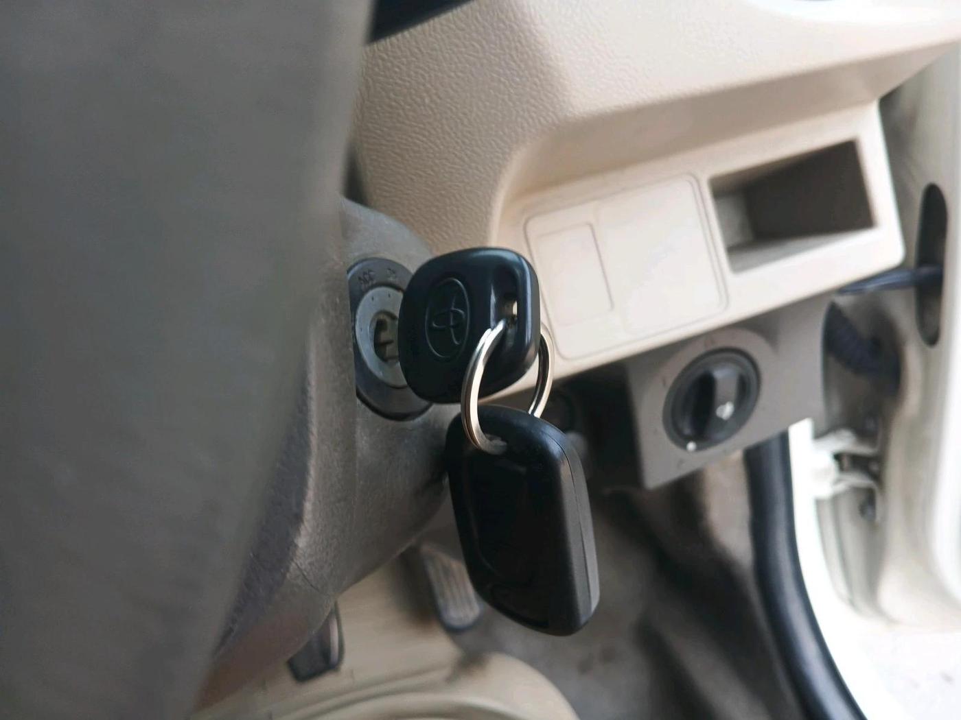 2015 Toyota Etios GD, Diesel, Manual, 78,854 km, interior
