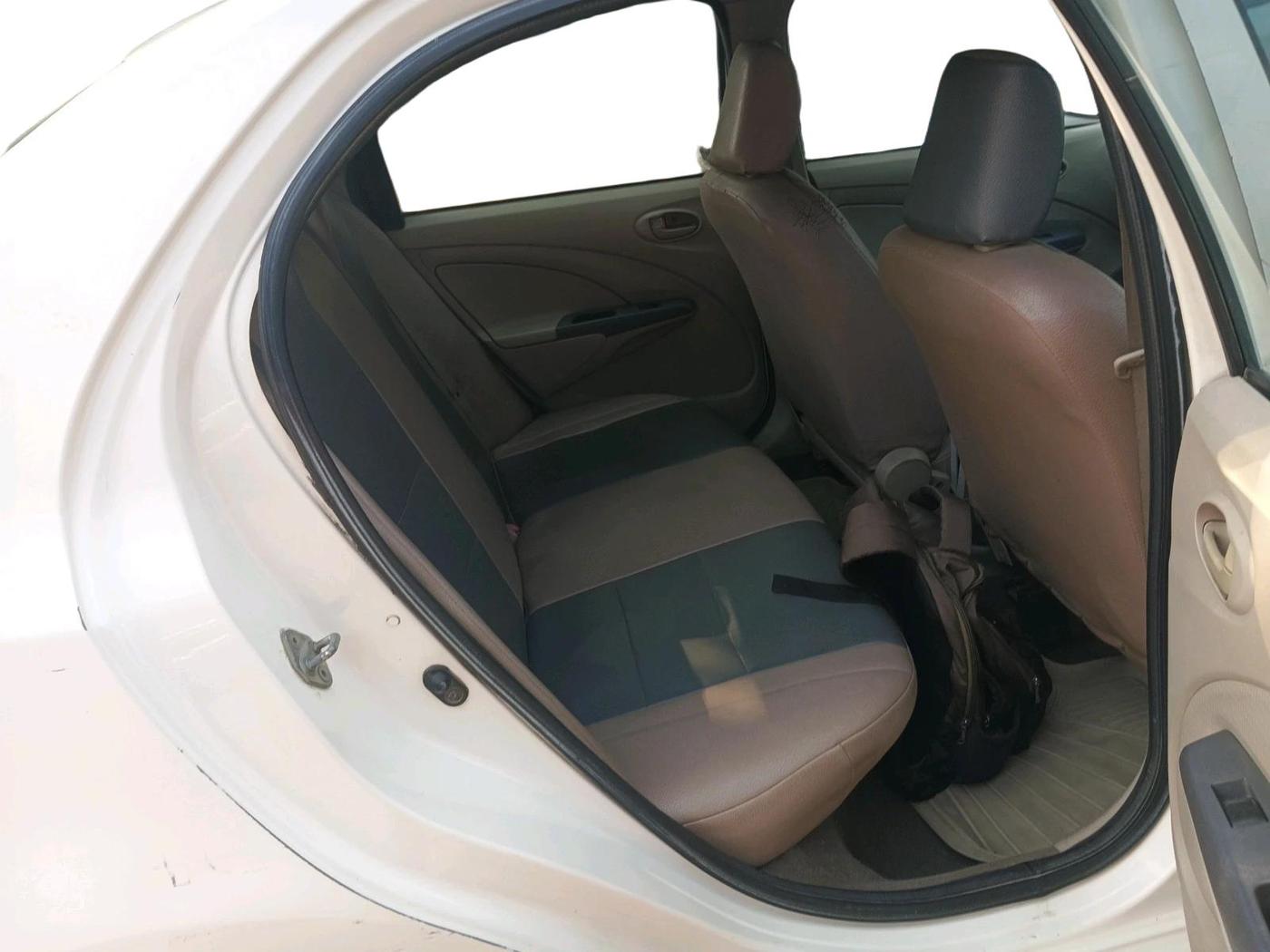 2015 Toyota Etios GD, Diesel, Manual, 78,854 km, interior